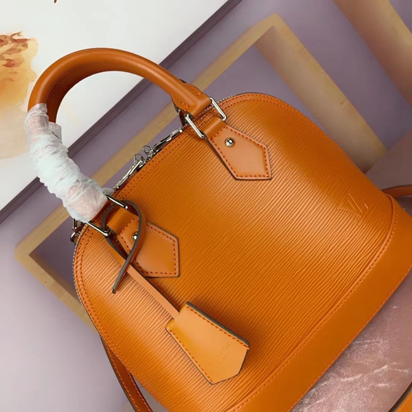 ルイヴィトンバッグ角部分ディテール